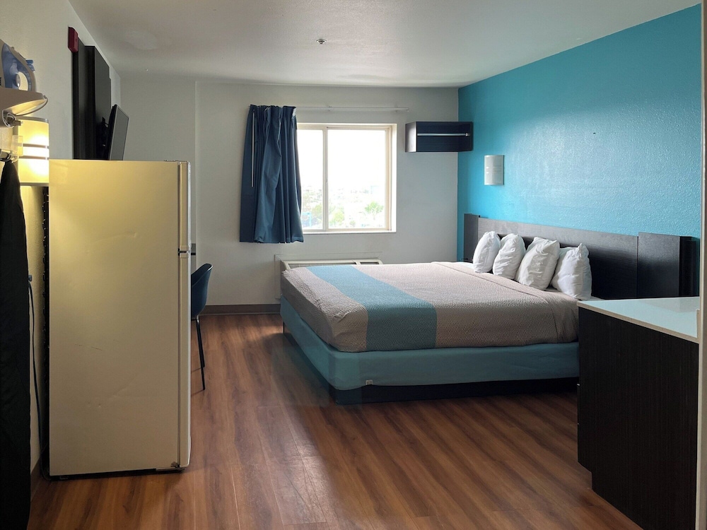 Motel6 Las Cruces, NM - Telshor 14/45