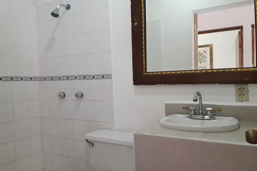 OYO Hotel Cabo Del Sur, Cabo San Lucas 33/34