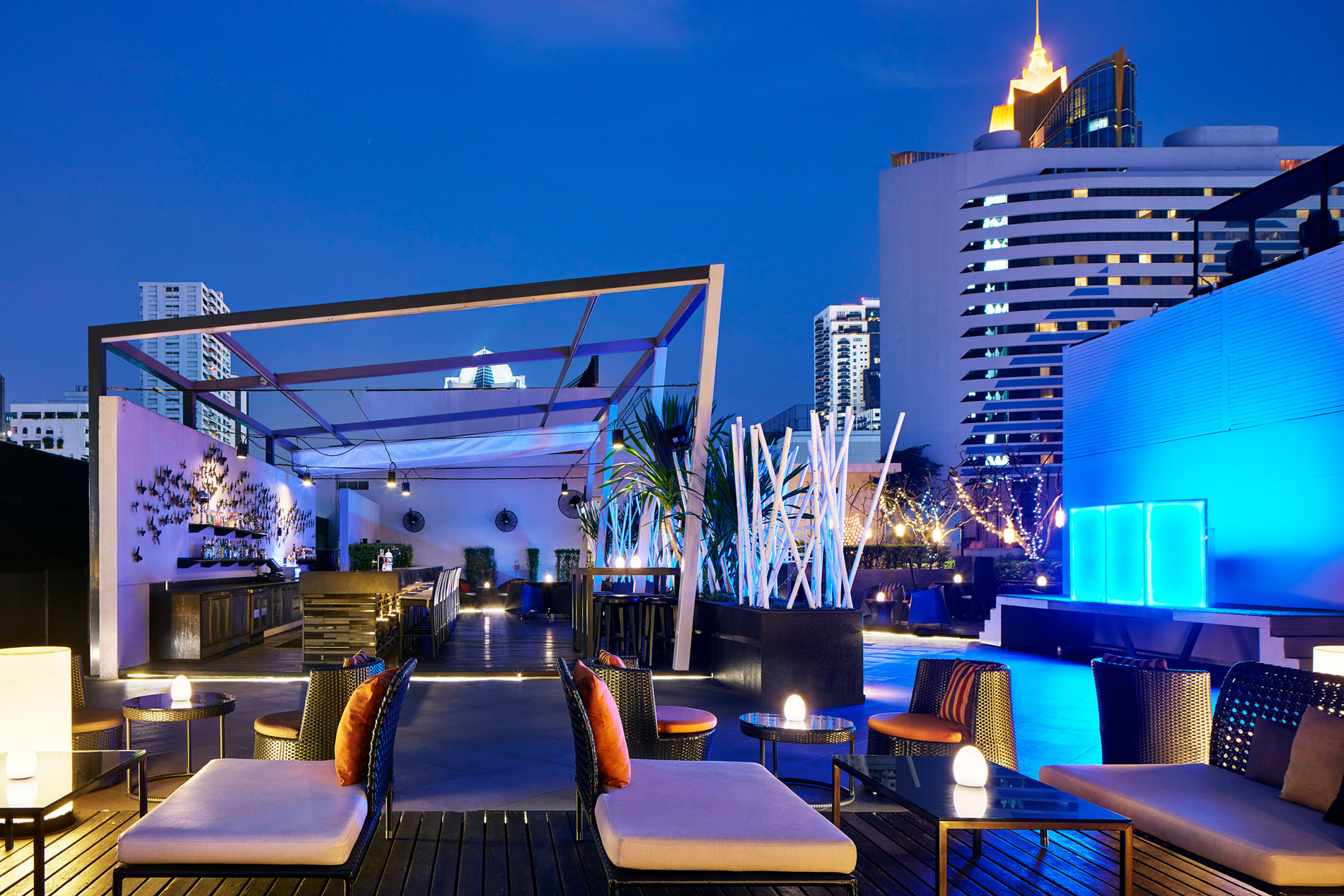 Paradox Bangkok 51/54