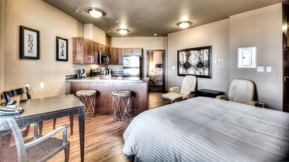 Grand Inn & Residence 7/20