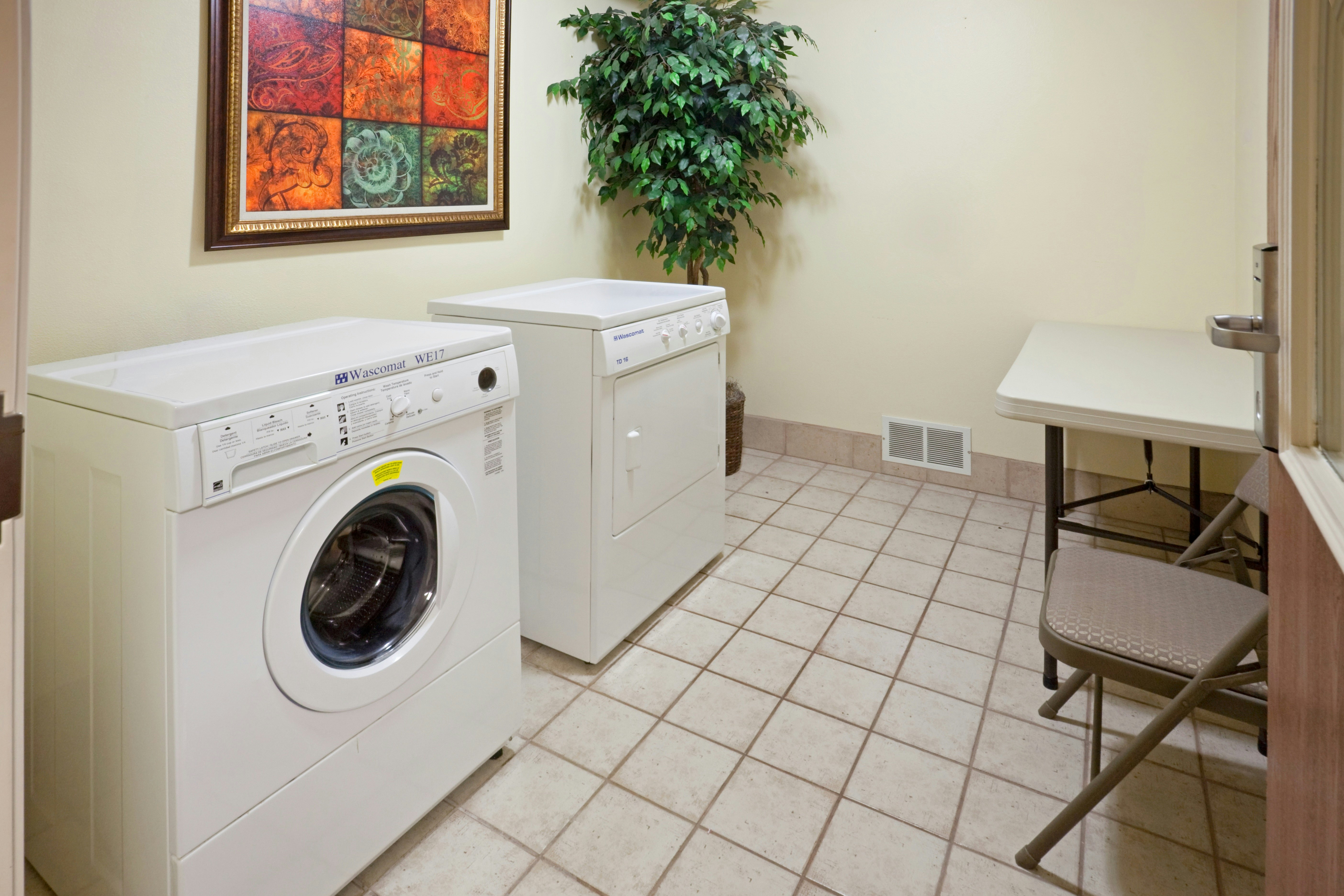 Staybridge Suites Lubbock 14/60