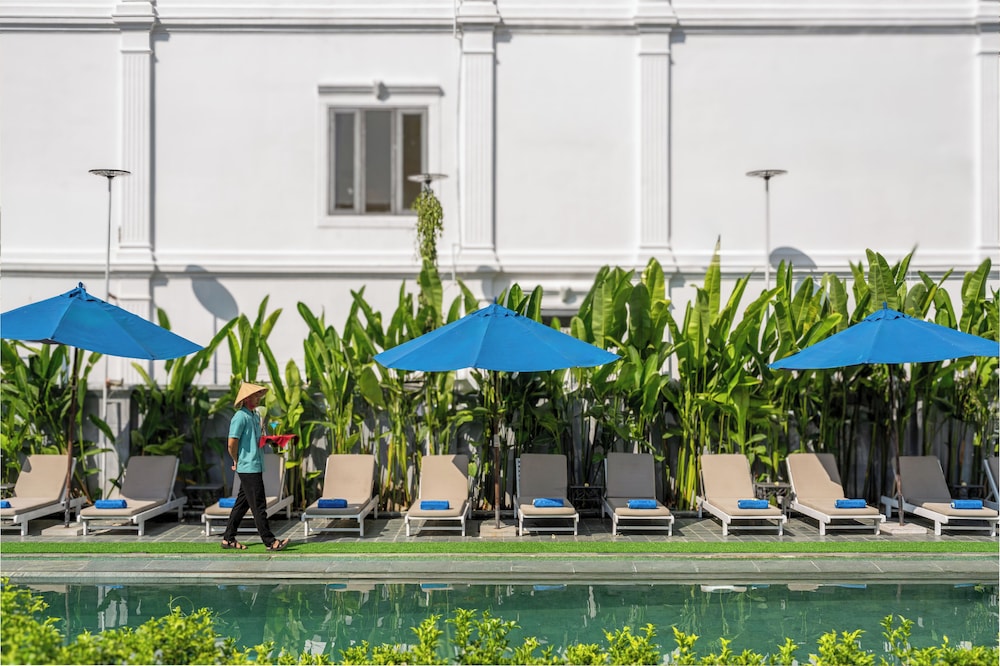 Hoi An Garden Palace Spa 56/62