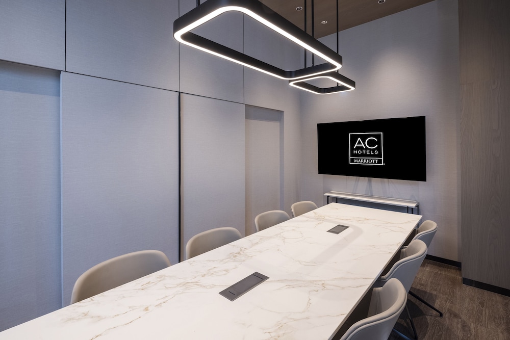 AC Hotel by Marriott Seoul Gangnam 38/47