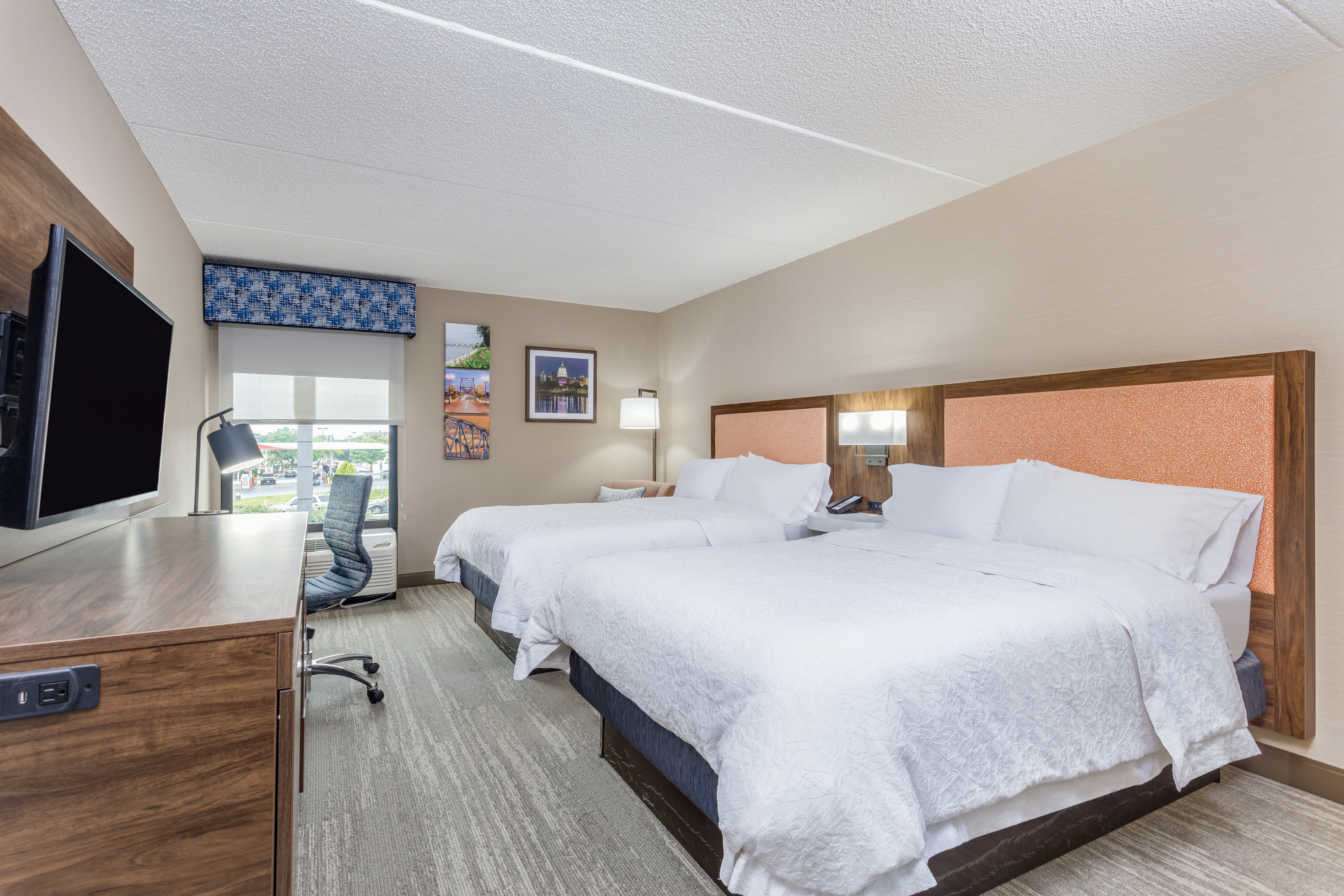 ROOM, 2 DOUBLE BEDS