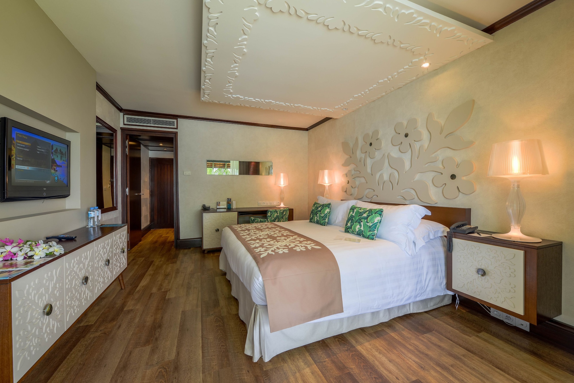 غرفة كلاسيكية بسرير كينج بإطلالة على الحديقة، InterContinental Tahiti Resort & Spa 7/10