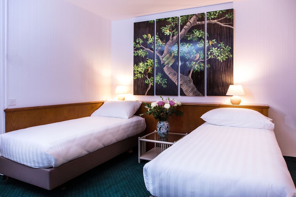Hotel Sagitta 7/25
