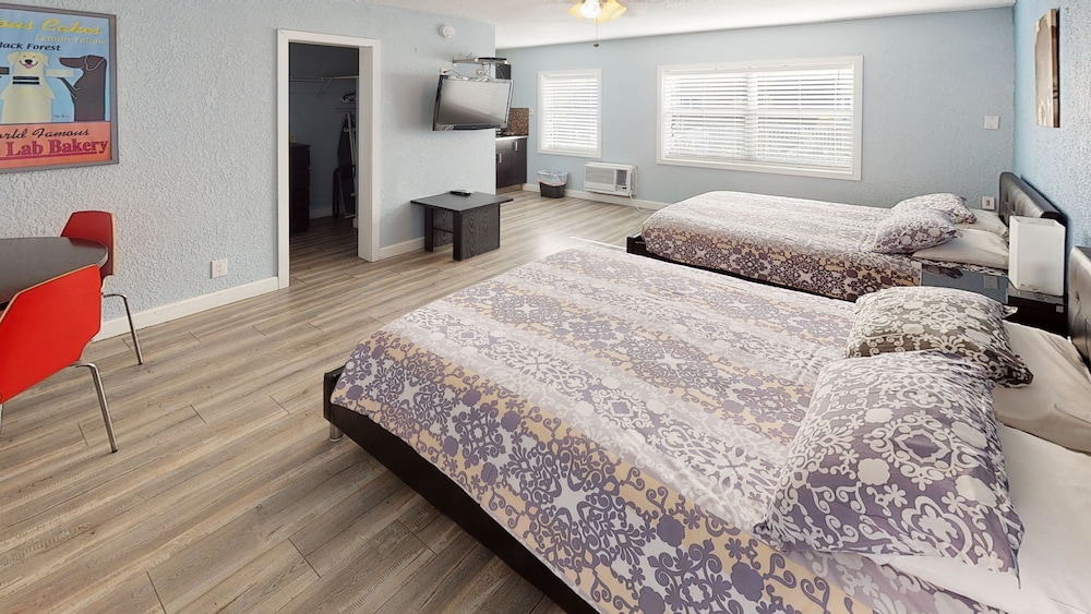 Sun Beach Inn 28/50