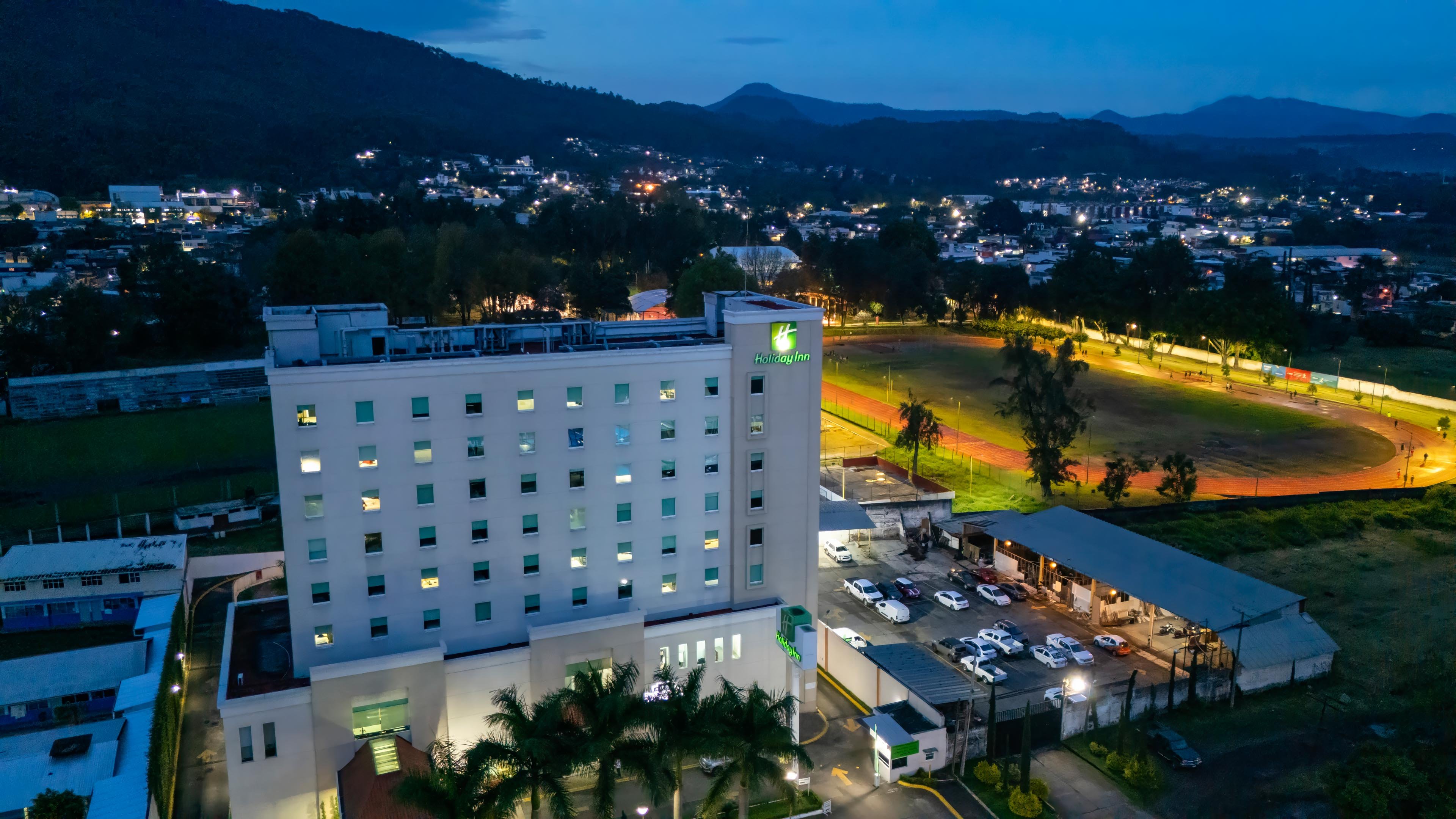 Holiday Inn Uruapan 2/39