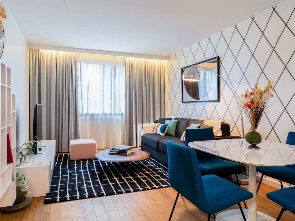 Novotel Paris 17 30/49