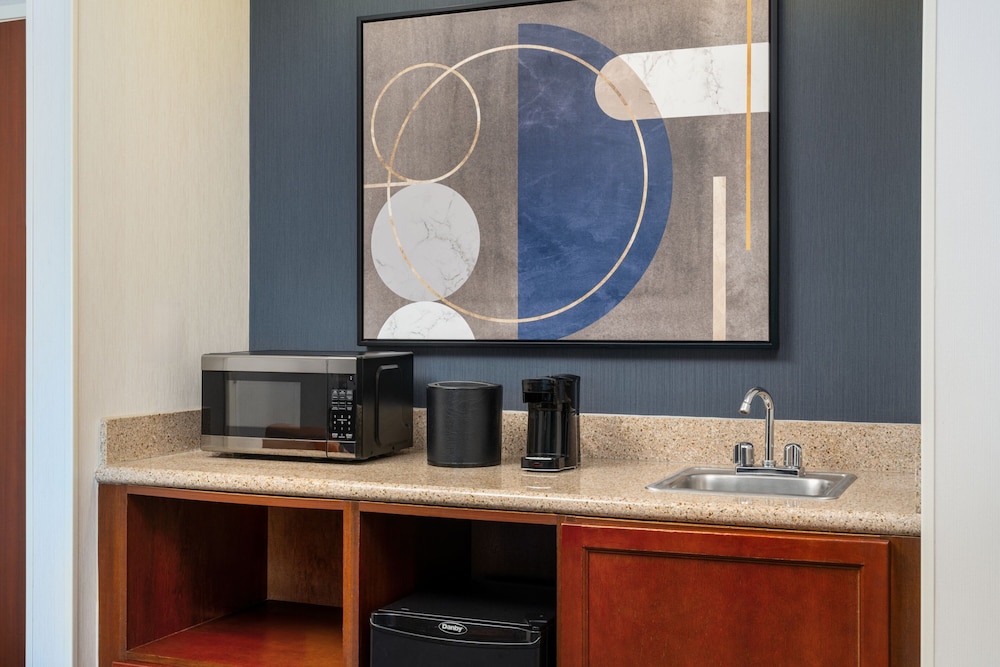 Courtyard by Marriott Kingston 41/50