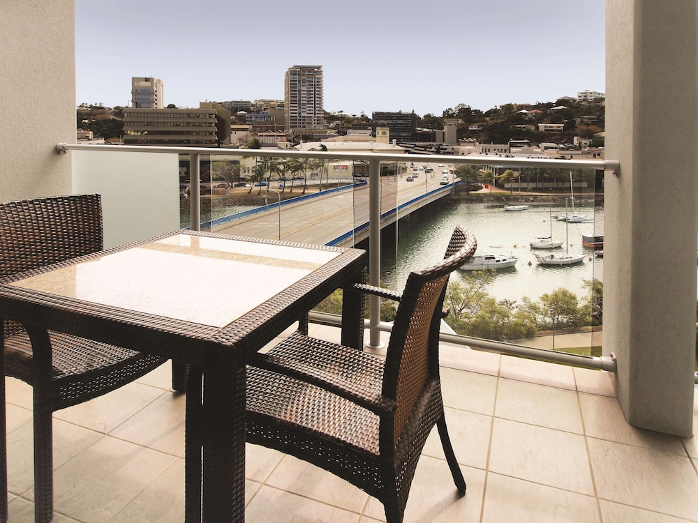 Oaks Townsville Gateway Suites 51/70