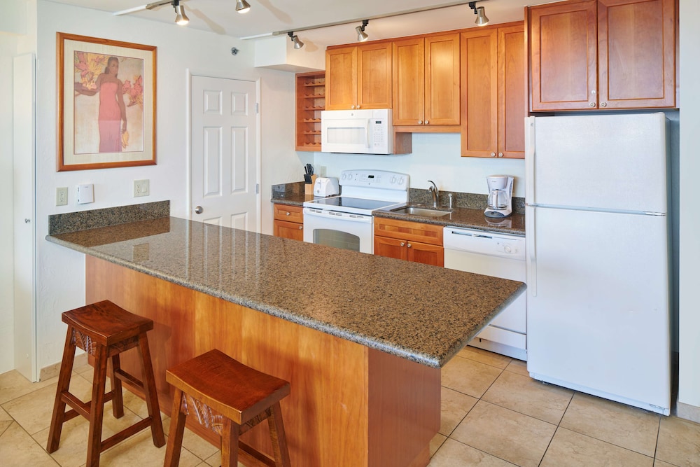 Aston Kaanapali Shores 56/80