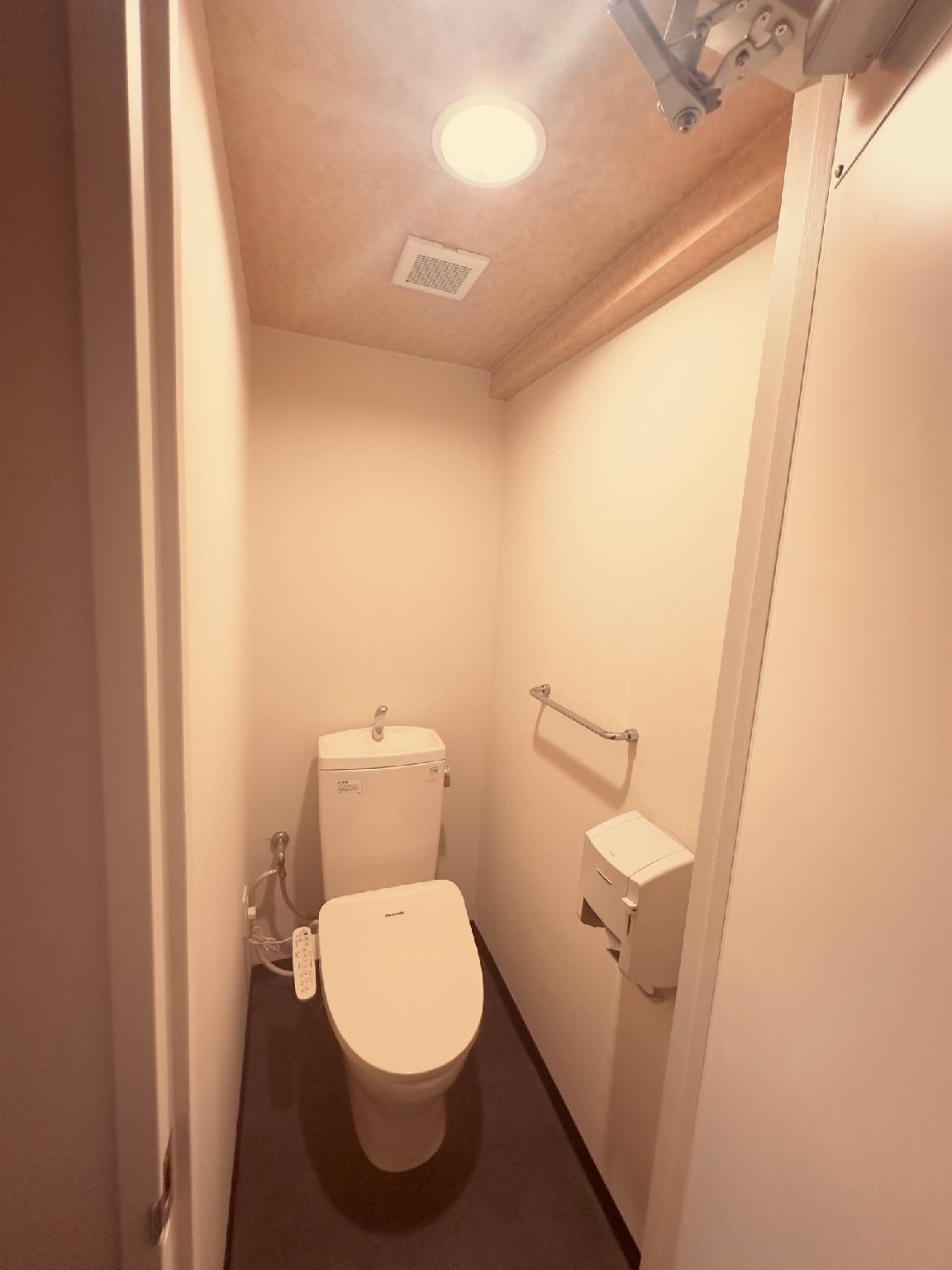 Semi Room, Deluxe, Single, Semi Double Bed, Smoking Type Not Guaranteed