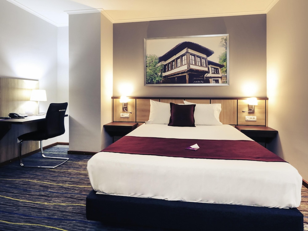 Mercure Tetovo 26/72