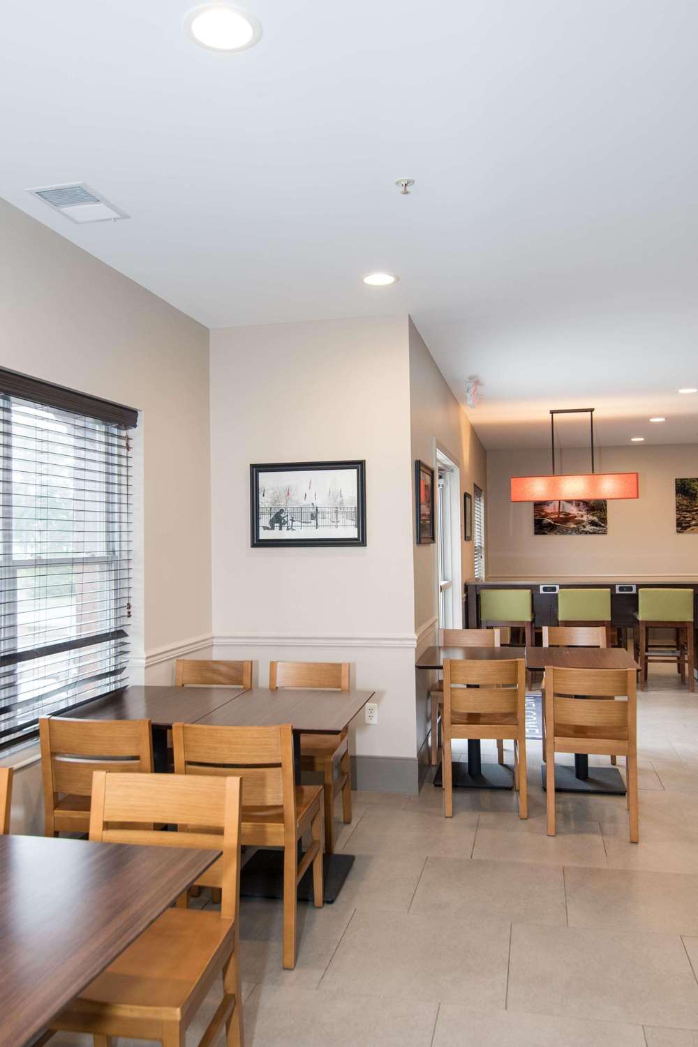 Country Inn Suites By Radisson Lehighton Jim Thorpe Pa 27/34