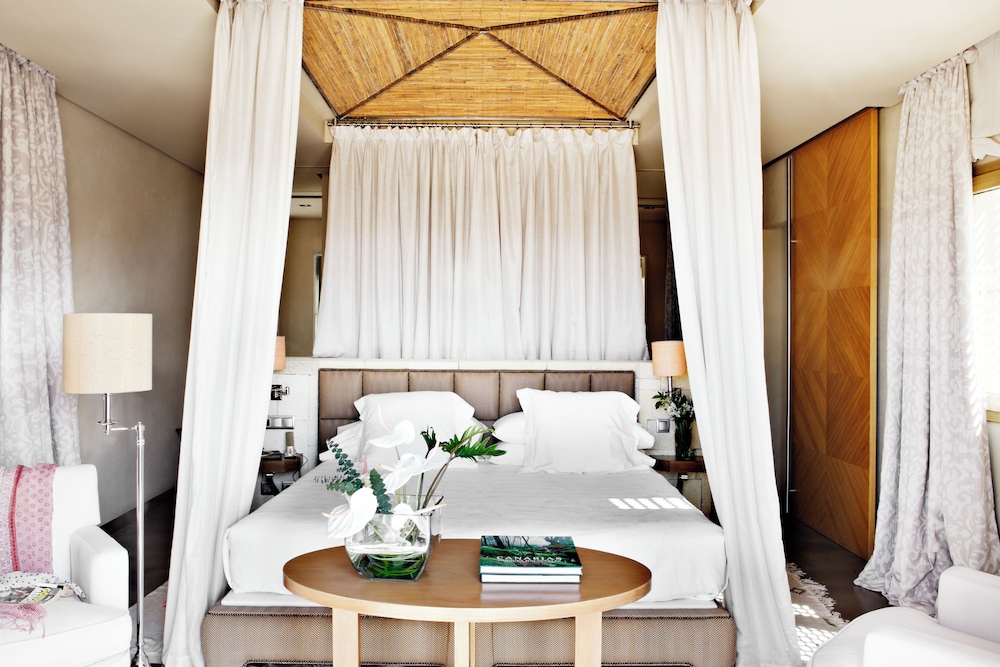 The Villas at Gran Hotel Bahia del Duque 48/50