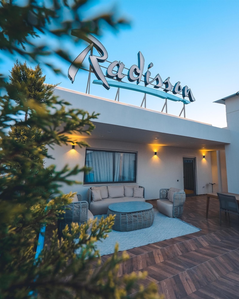 Radisson Hotel Mersin 2/48