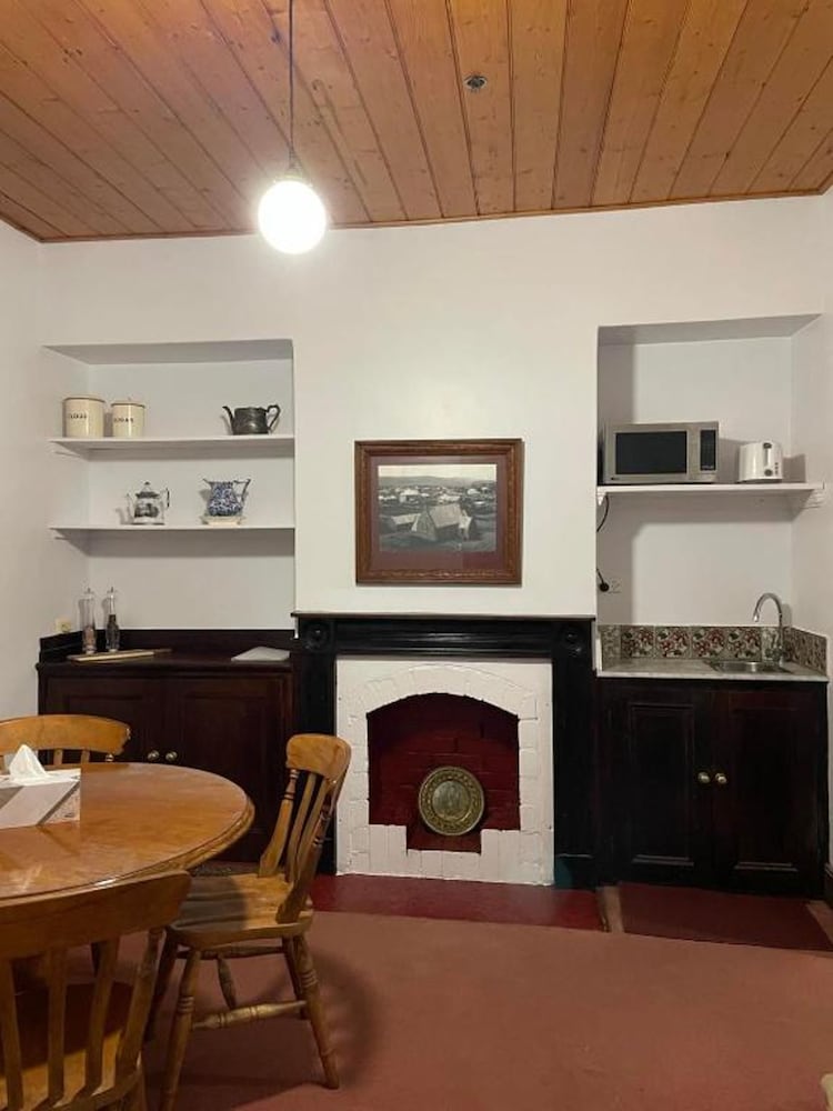 SORELL BARRACKS 40/54