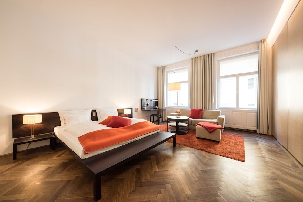 Hollmann Beletage Design and Boutique 46/62