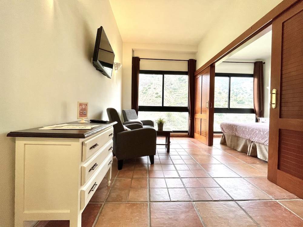 APARTAMENTOS LOS TELARES 14/50