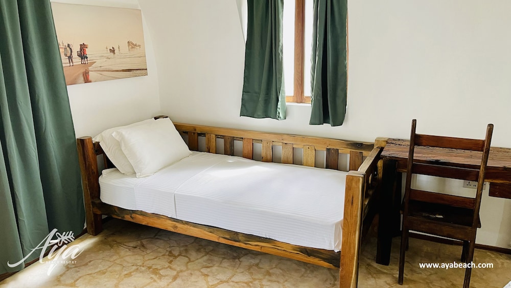 Aya Beach Bungalows 5/50