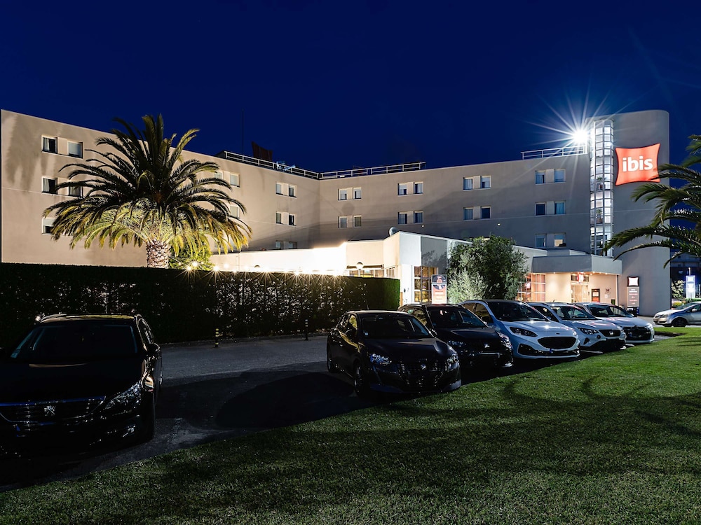 Ibis Porto Gaia 66/70