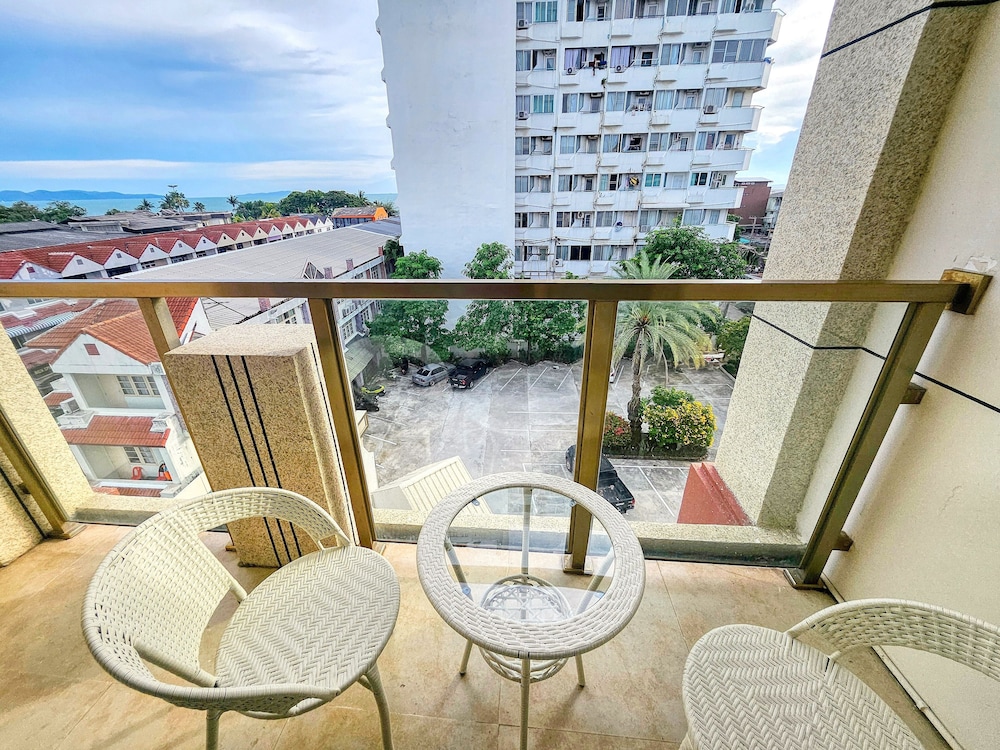 Mermaid S Beach Resort Jomtien 23/44