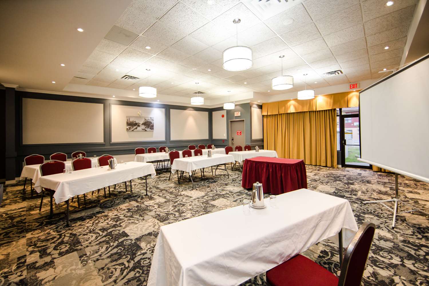 Ottawa Kanata Hotel and Conference Centre 20/24
