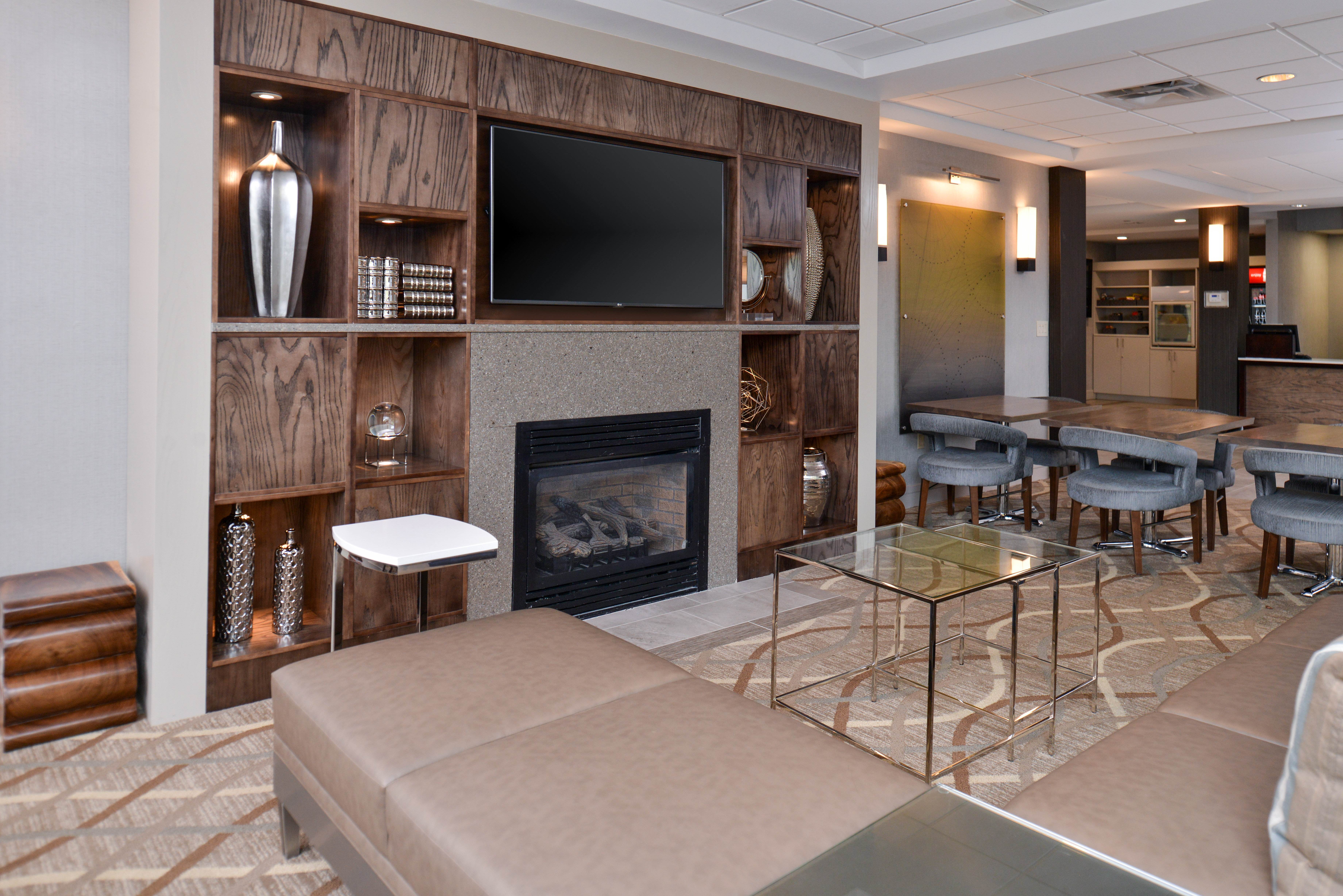 Holiday Inn Express Hotel And Suites Lafayette 8/49