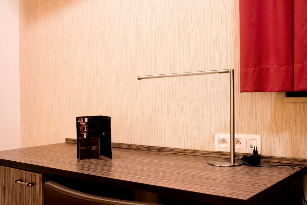 Hotel Taormina Brussels Airport 37/45