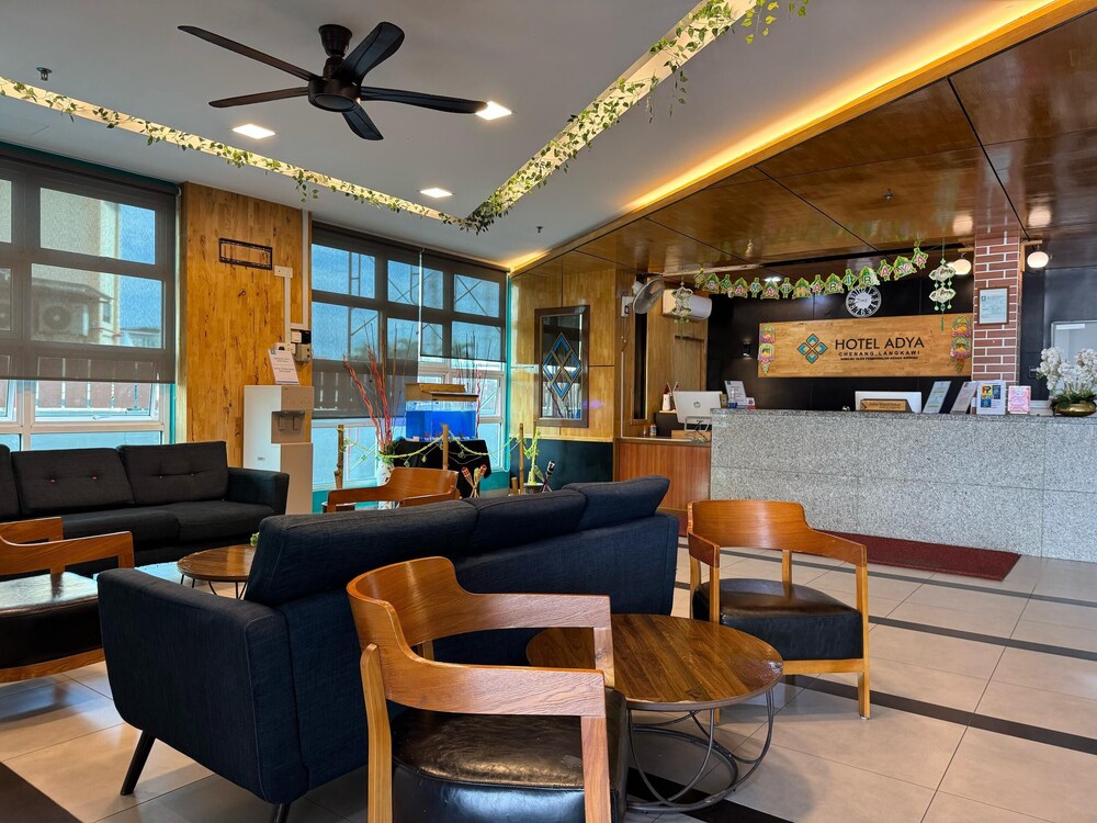 Hotel Adya Express 39/60