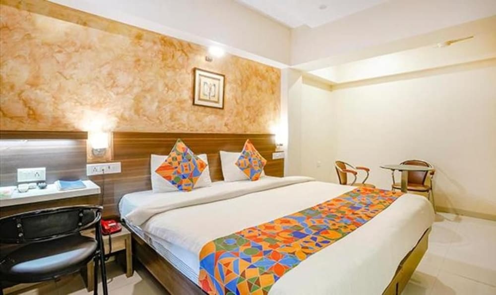 Hotel Srikrishna Paradise 17/46