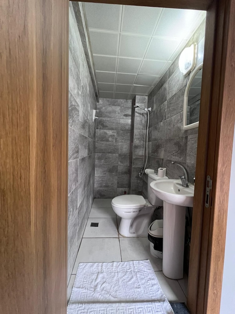Gurleyen Apart Otel 27/29
