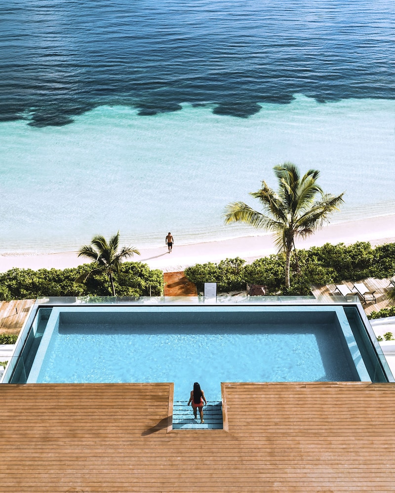 The Beach Villas at Excellence Oyster Bay - Adults Only All Inclusive 36/39