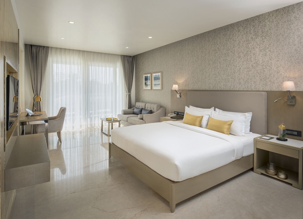 Kabir Hotel & Spa 11/30