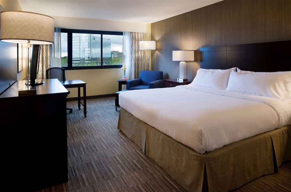 Nashville Airport Marriott 11/72