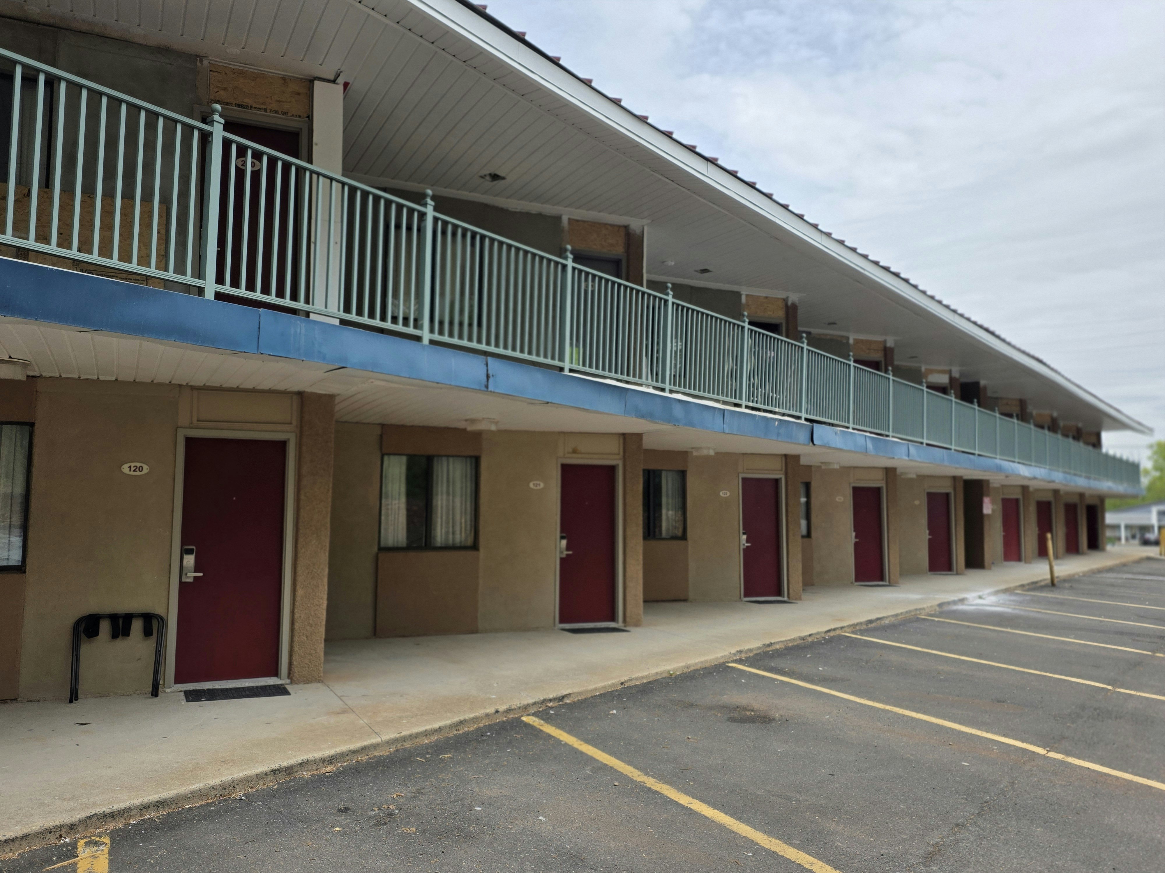 Red Roof inn Green Brook - Somerset 2/11