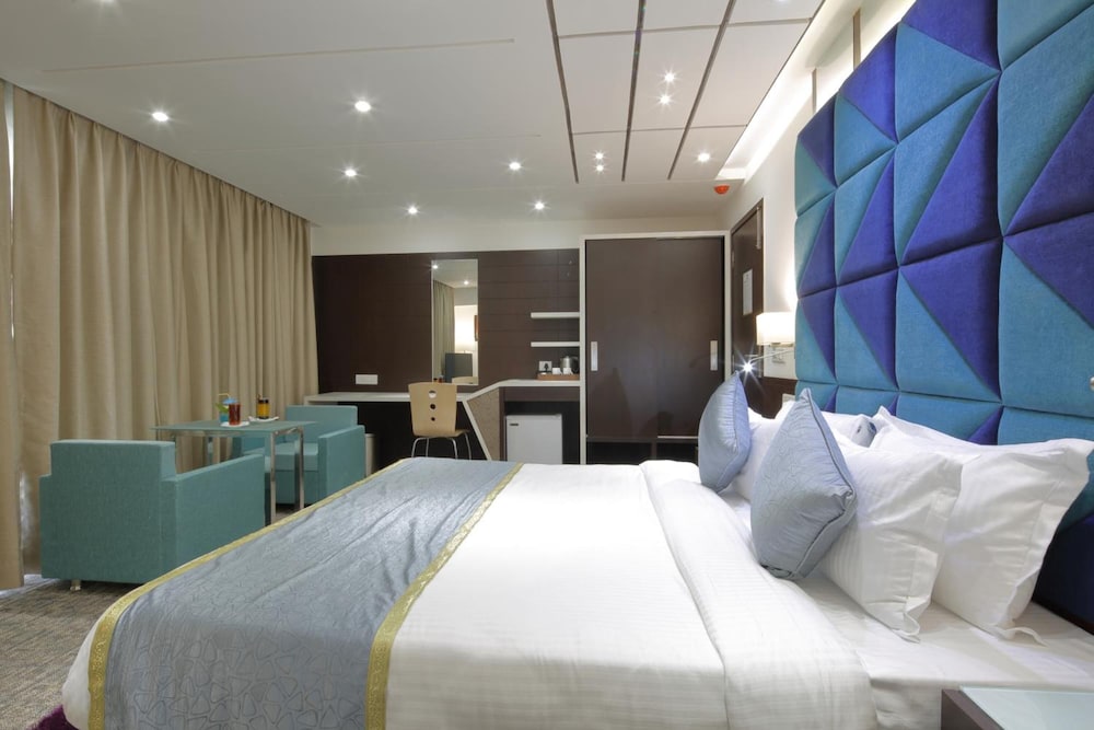 HOTEL PRAGATI THE GRAND 21/42