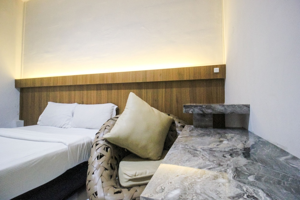 Bwalk Hotel Malang 37/50