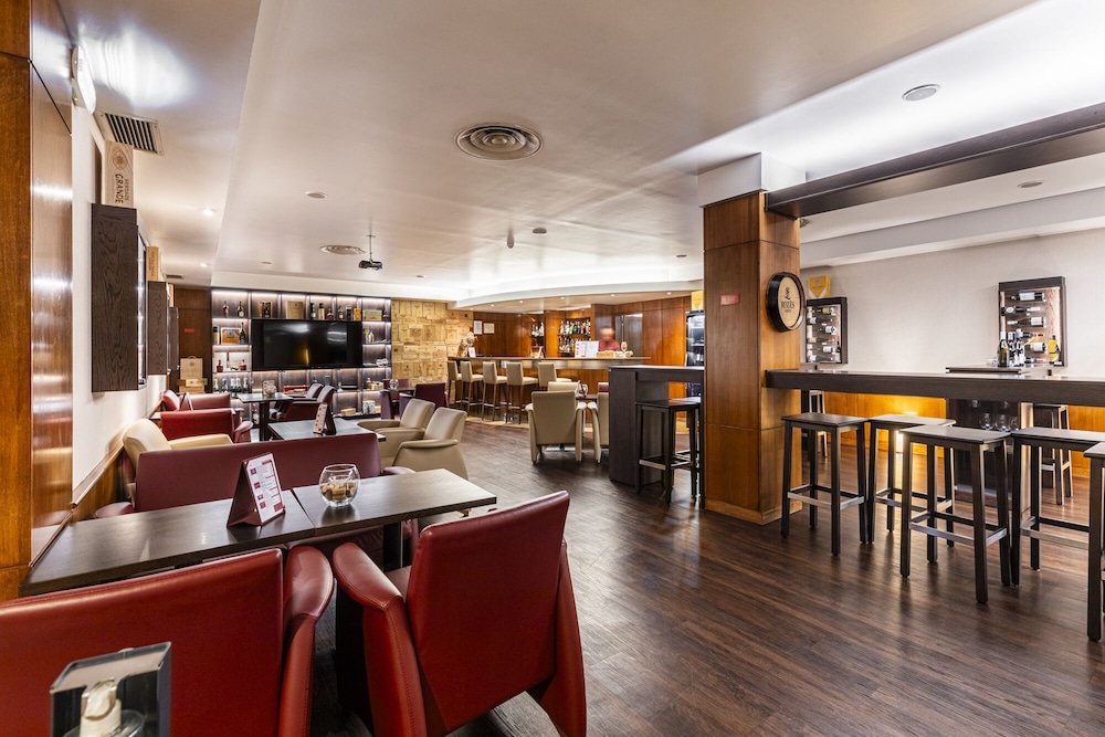 Roma Hotel Lisbon 35/50