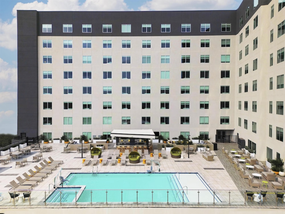 Hyatt House Houston Medical Center 5/46