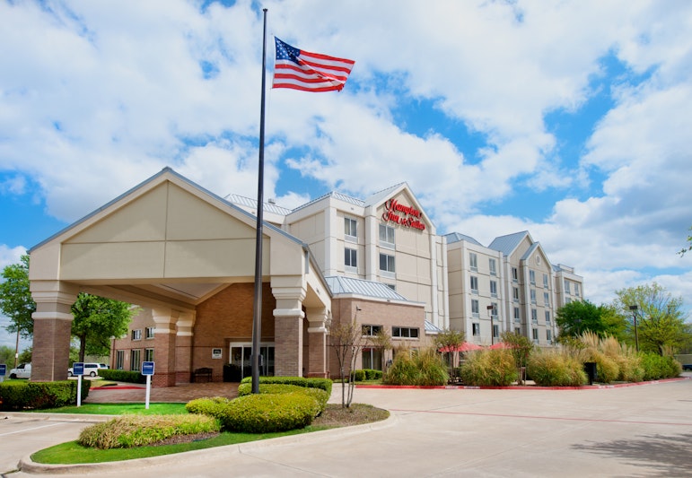 Hampton Inn and Suites Ft. Worth Alliance Airport 49/53