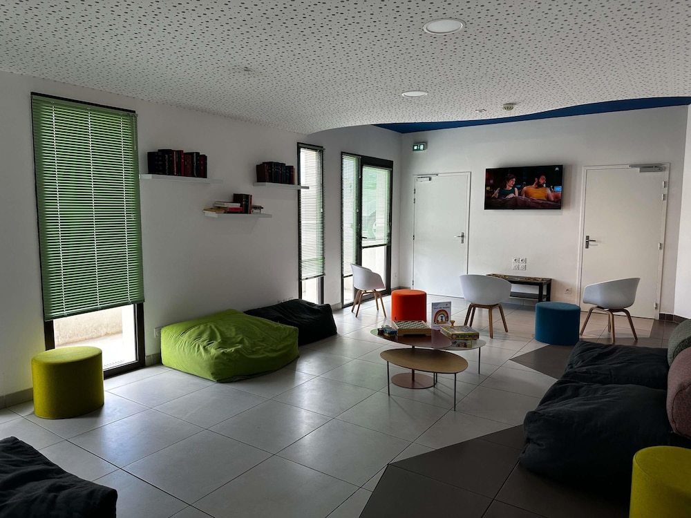 Ibis Styles Collioures Port Vendres 44/68