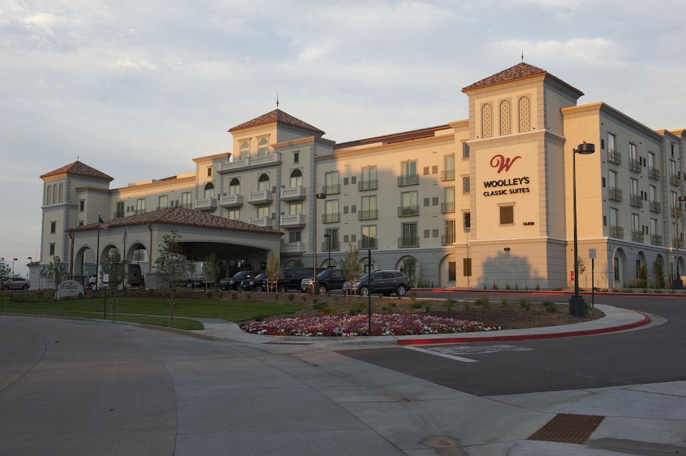 Woolleys Classic Suites 4/58