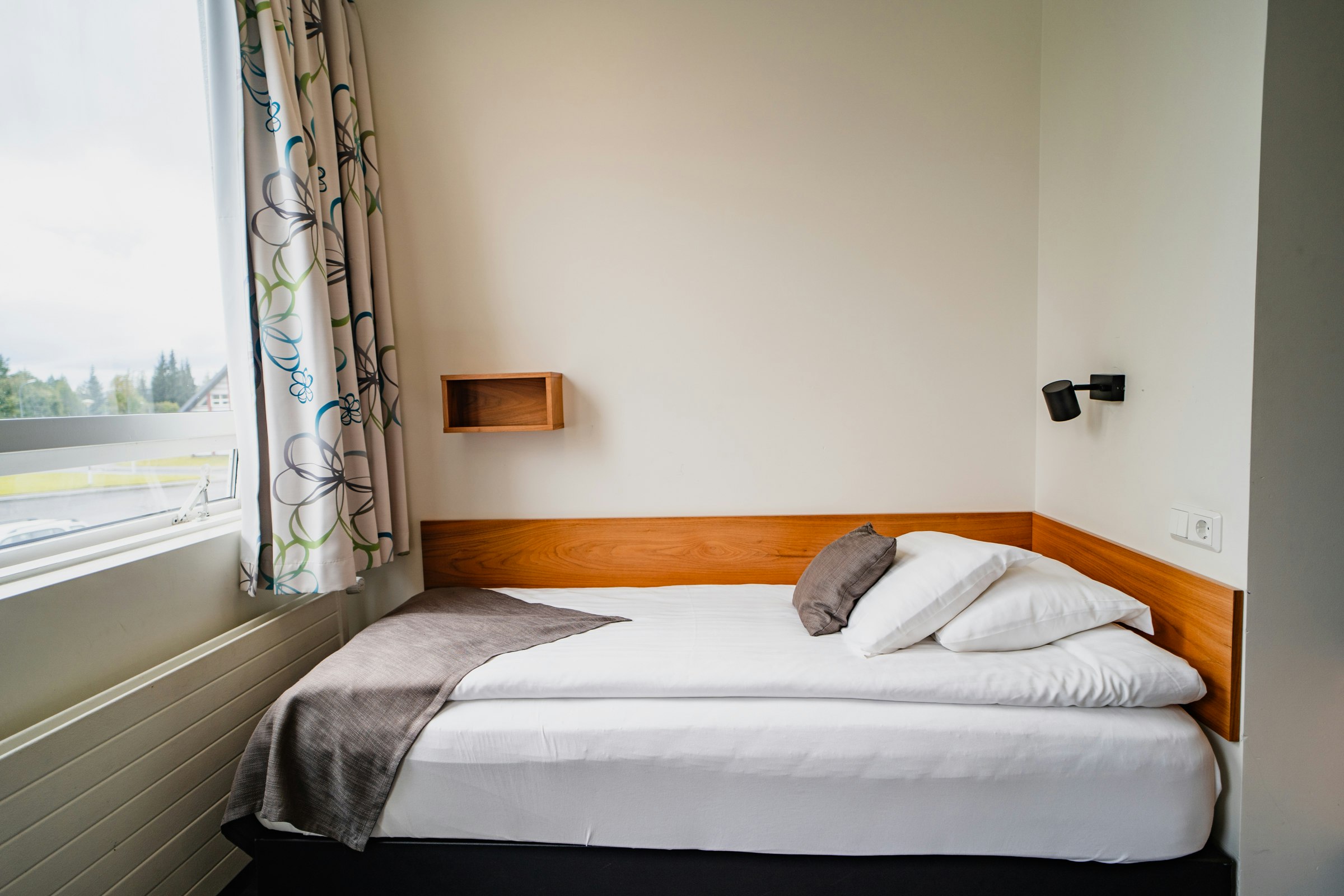 Room, Single