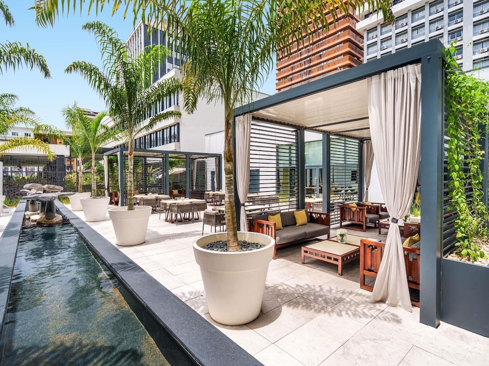 Movenpick Hotel Abidjan 62/64