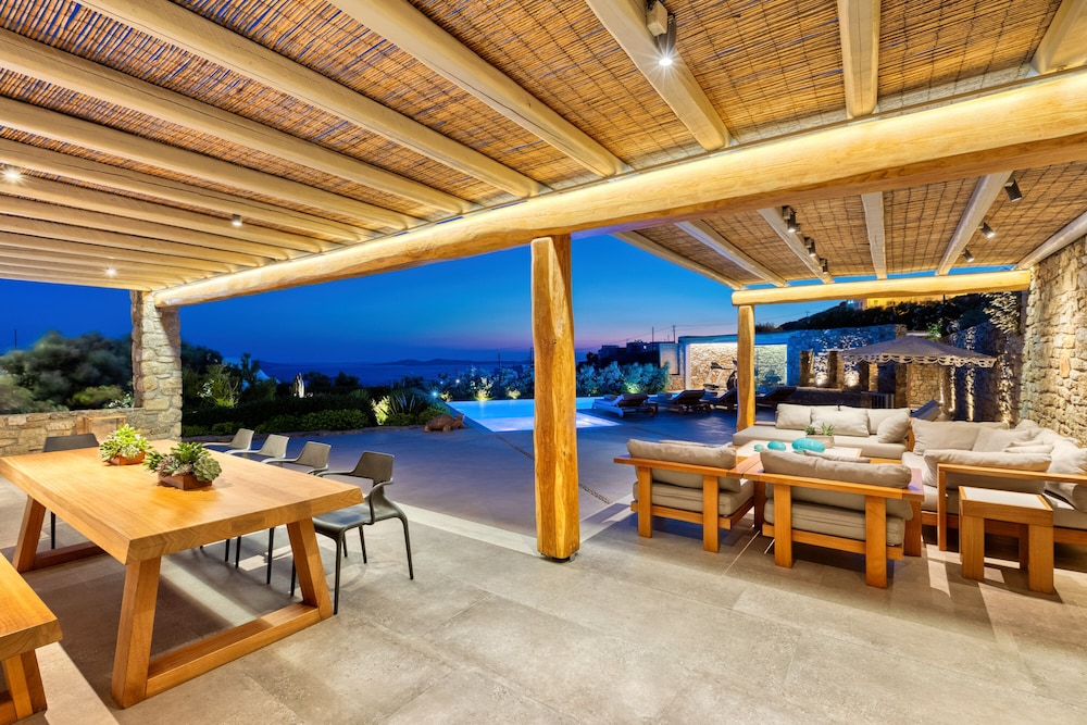 M Mykonos Villas 28/50