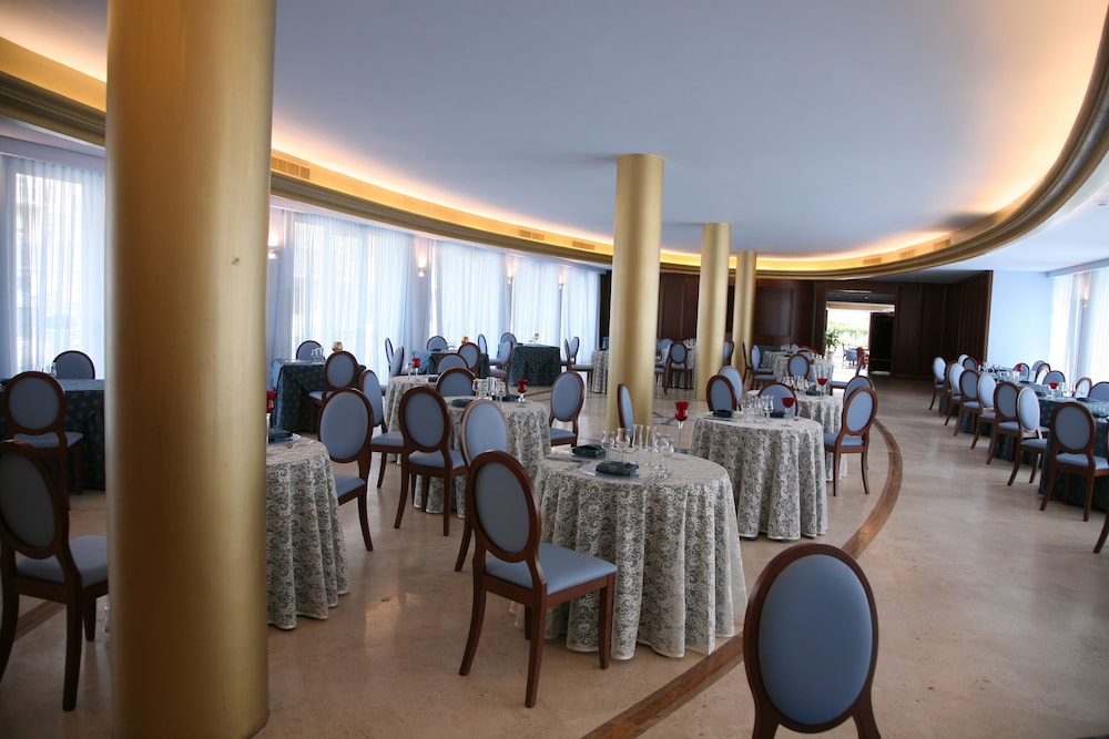 Hotel Royal 19/25