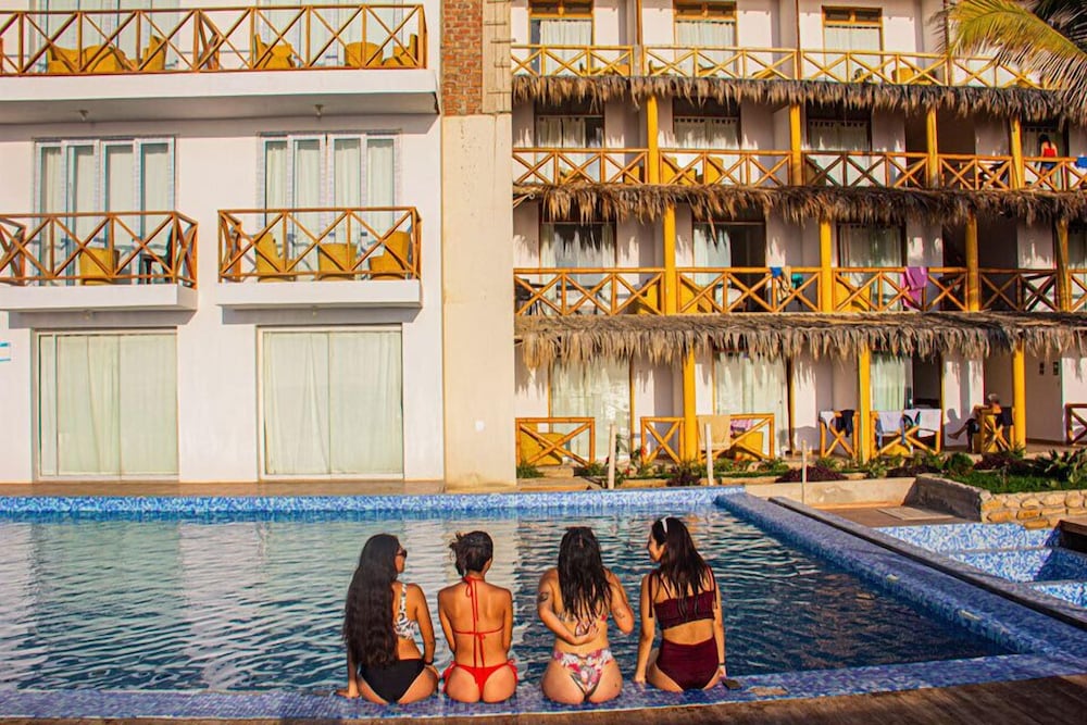 Hotel Costa Blanca de Mancora 4/50