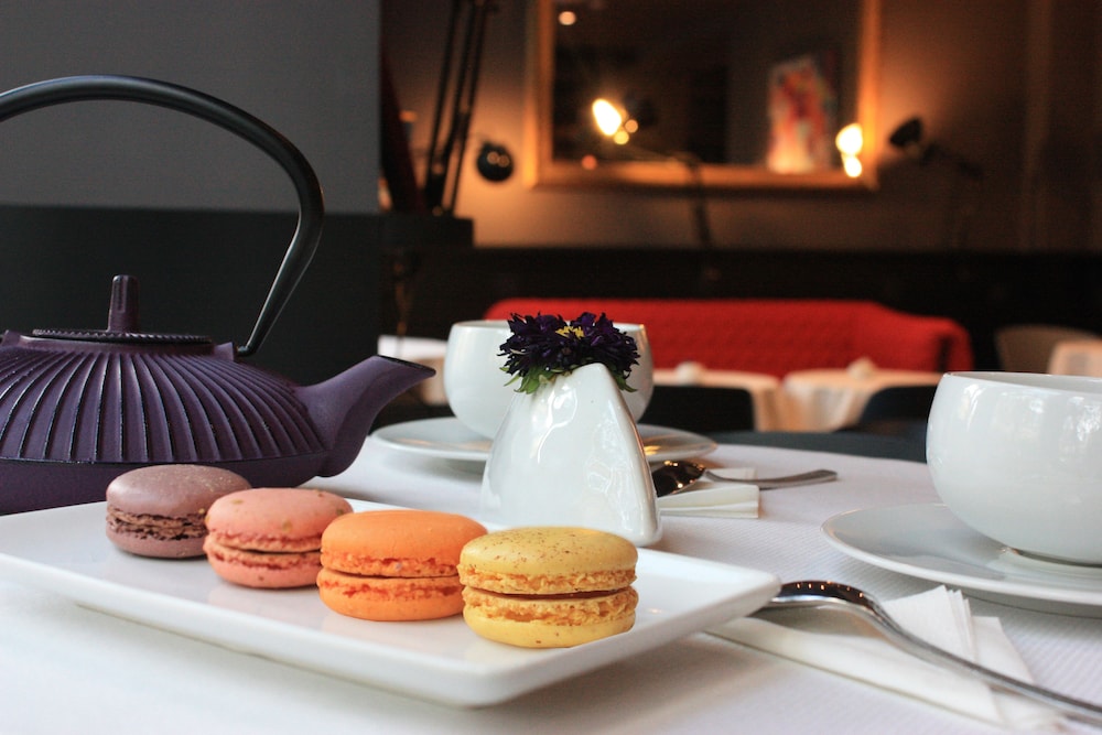 HOTEL SAINT MARCEL 39/50